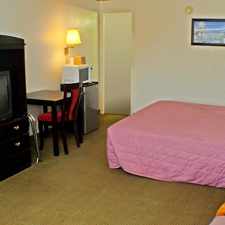 American Dream Inn 엘크시티 외부 사진