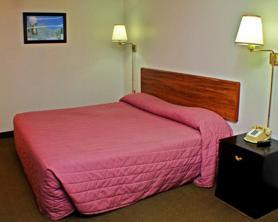 American Dream Inn 엘크시티 객실 사진