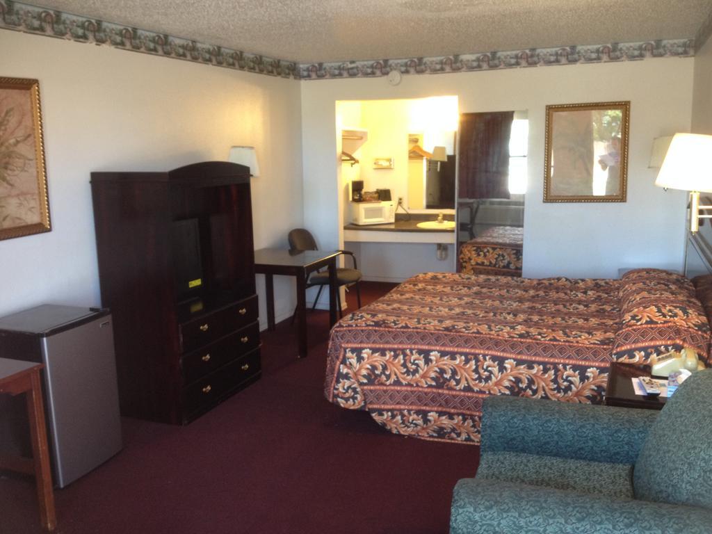American Dream Inn 엘크시티 외부 사진